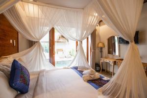 2BDR Villa on the River Bank with Rice Field View - 2