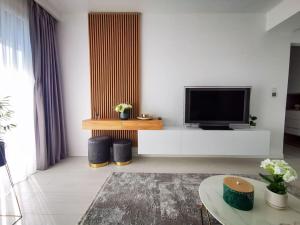 Serene Ambiance Amazing 1BR with private parking