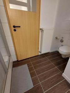 Doppelzimmer mit Bad- Fernseher