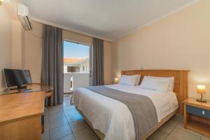 Two-Bedroom Apartment with Garden View (4 Adults) room in Xenos Kamara Beach