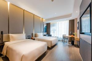Atour Hotel Chongqing Nanping Pedestrain Street