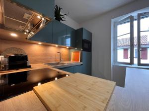 Appartements Appartement lumineux 3 pieces pres des Halles et de la plage, wifi, clim, parkings proches - FR-1-239-910 : photos des chambres