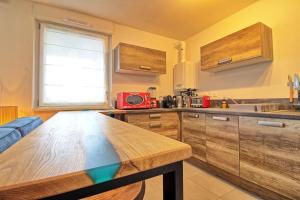 Appartements Appartement - Note Boisee - Terrasse & Parking : photos des chambres