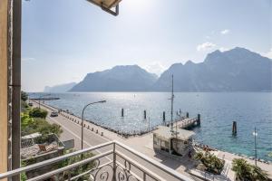 Lake Sensation - Garda Lake View