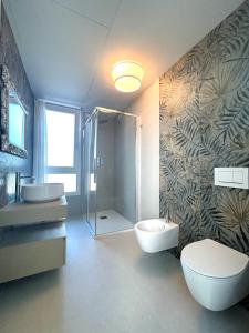 Stunning villa with pool and lagoon view