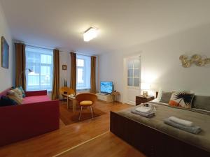 Old Town Sunny Bee Apartment Prime Location