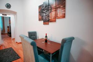 Vienna Central Apartment 4