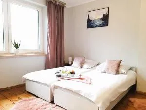 M&E Cztery pory roku Szklarka 25A - Szychów