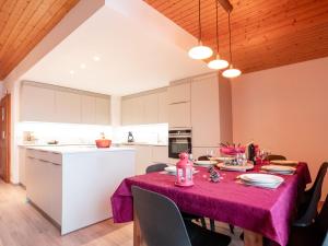 Apartment Grand-Pont 15 by Interhome