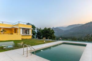 SaffronStays Zokaa - 3BR European-style villa with pool, den & open-sky shower near Imagicaa & Pali