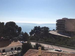 Apartamento frente al mar con terraza y vistas fabulosas, Miami Playa - ES-9-157