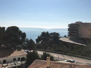 Apartamento frente al mar con terraza y vistas fabulosas, Miami Playa - ES-9-157