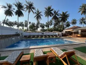 King bed room in Salalah Social club - Sudh