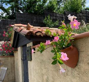 Maisons de vacances Les 5 terrasses et sa piscine privee : photos des chambres