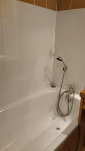 Appartements Hameau 4 502 - SPA & PISCINE appartement 3 pieces 6 pers : photos des chambres