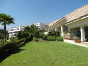 luxury ground floor apartment Mijas Costa