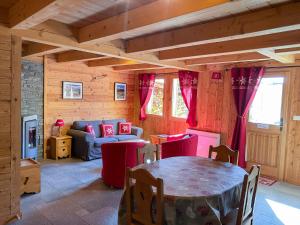 Chalets Le Longet : photos des chambres