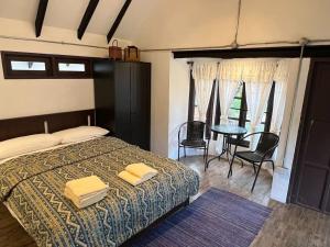 Baan Khun Waew Rimdoi Super Cozy Guesthouse