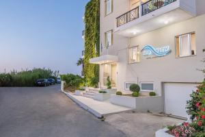 Sea View Hotel & Apartments Chania Greece