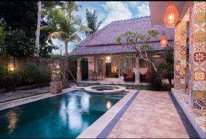 Ubud Dream-II: 2 private houses near the pool