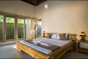 Ubud Dream-II: 2 private houses near the pool