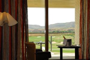 Superior Triple Room room in Sercotel El Encin Golf