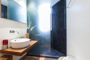 Hilton Area 1BR Executive Flat