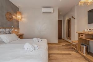 Standard Double or Twin Room with Garden View - Guesthouse room in Dom Manuel I Charming Residence (adults only)