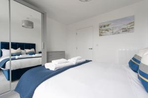 Finsbury Park Penthouse: Luxe City Living