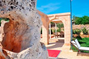 Villa con giardino e piscina privata 45