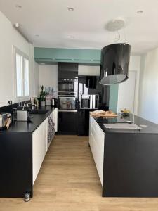 Maison avec piscine chauffée