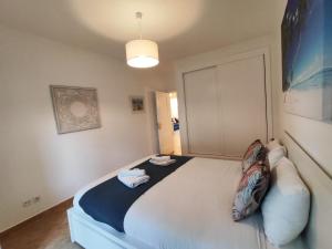 Albufeira Valley 2 With Pool by Homing