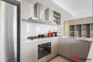 MetaWise Sydney CBD Haymarket Luxe 2Bed Penthouse Aqua