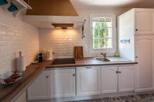 Geschmackvoll eingerichtetes Apartment Le Poisson bleu, 2 Terrassen, Pool, Meerblick, eigener Parkplatz by Riviera HomeLife