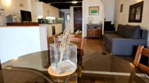 Ferienhaus La Belle Vie mit Garten, Meerblick, Gemeinschaftspool, 3 Minuten zum Meer