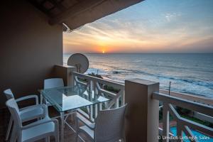 33 Waterfront with Inverter