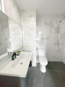 Blue Andaman Seaview Families Suite Apartment