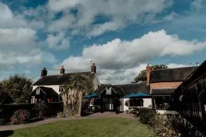 橡树农场酒店 - 布雷伍德