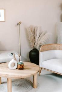 Stylish Japandi designer Villa in Canggu - VYG