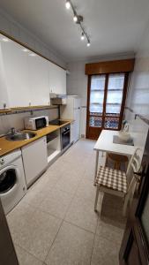 acogedor y amplio piso en Begoña