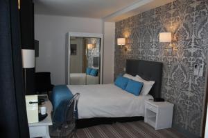 Hotels Hotel Dauphin : photos des chambres