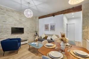 Residence Tour Eiffel by Studio prestige