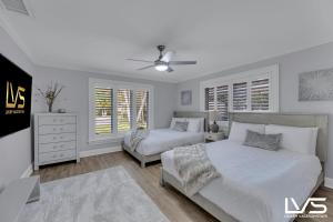 New Royal 80ft Waterfront Wlk2Beach HotPool Spa KitchenBBQ