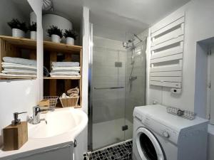 The Red and Black retreat - Fontainebleau Center