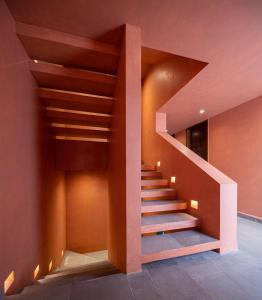 Colorful & Lively Centro Gem 5BR, Rooftop Patio