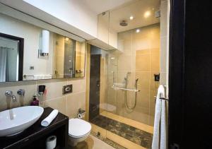 Peaceful Coastal Gateway with Private Pool