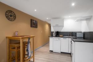 Appartements Appartement spa privatif et cinema centre ville : photos des chambres