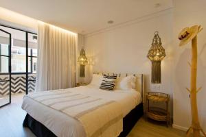 Boutique Rentals- AL MAR Beachfront