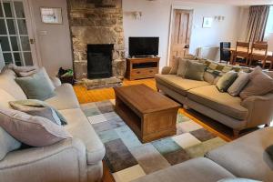 Holiday Cottage in Snowdonia (Sleeps 10)