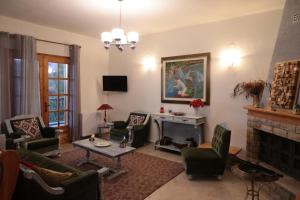 Mountain Retreat in Chrisopigi